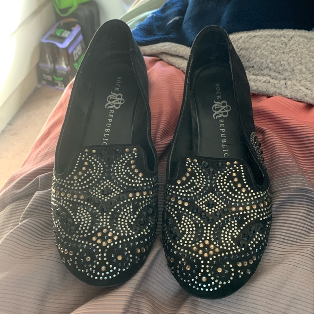 Women flats